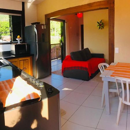 Casa No Centro Da Ilhabela - Vila - Sp エクステリア 写真