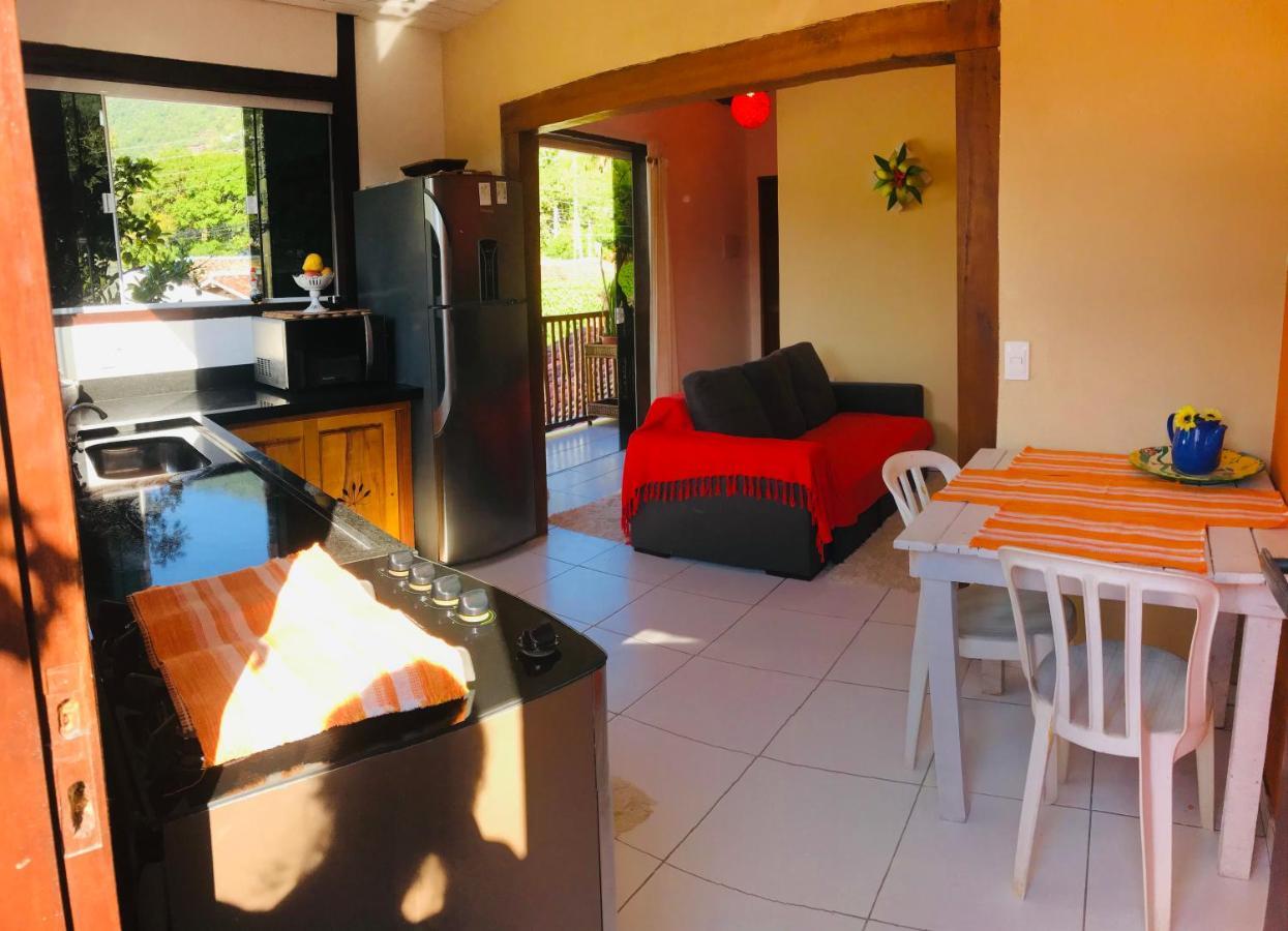 Casa No Centro Da Ilhabela - Vila - Sp エクステリア 写真
